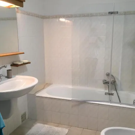 Paradiso, Avec Piscine, Nord Apartmán